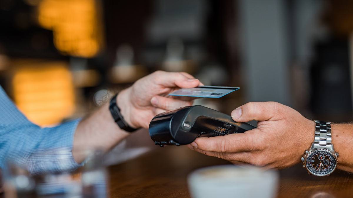 Contactless Payments Explained: Why Every Small Business Should Accept Them